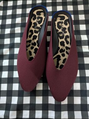 Rothy's Burgundy Pointed Knit Mules with Leopard Insole